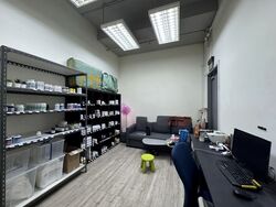 Ubi Techpark (D14), Factory #568048681